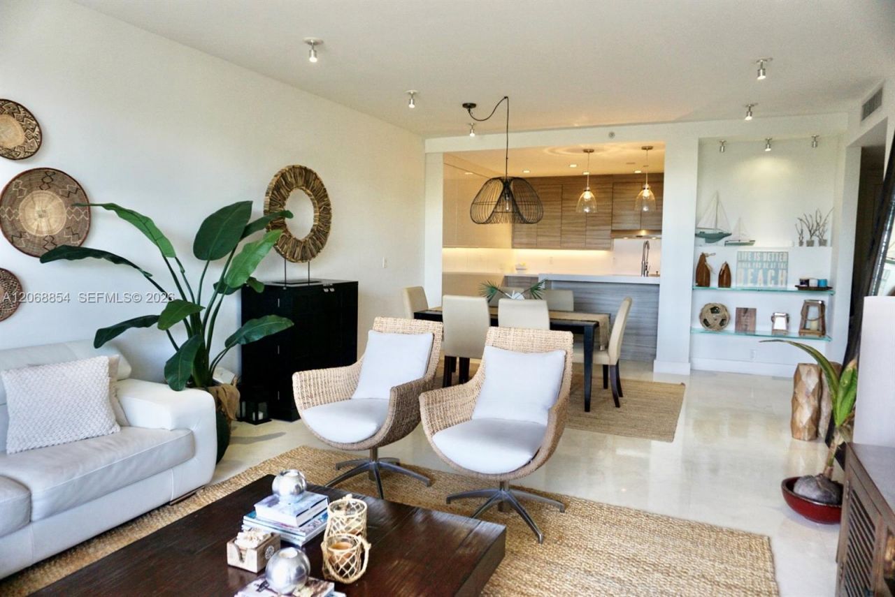 151 Crandon Blvd, Unit 341, Key Biscayne, FL 33149 Photo