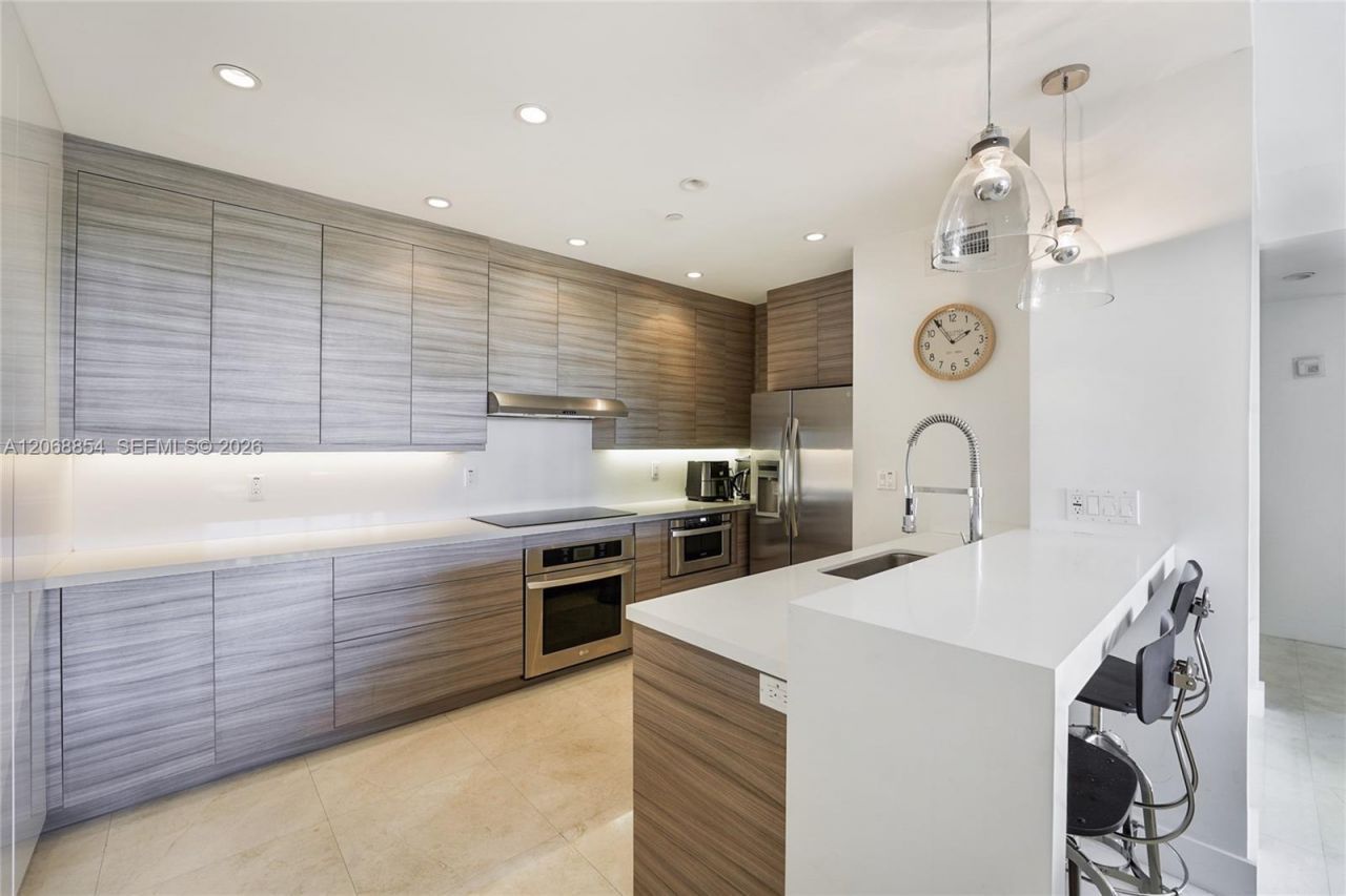 151 Crandon Blvd, Unit 341, Key Biscayne, FL 33149 Photo