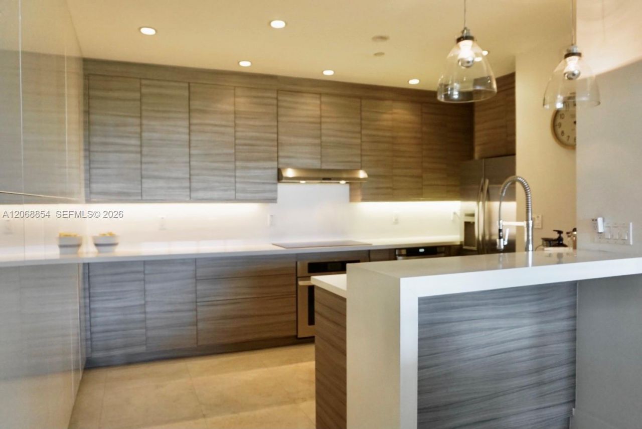151 Crandon Blvd, Unit 341, Key Biscayne, FL 33149 Photo