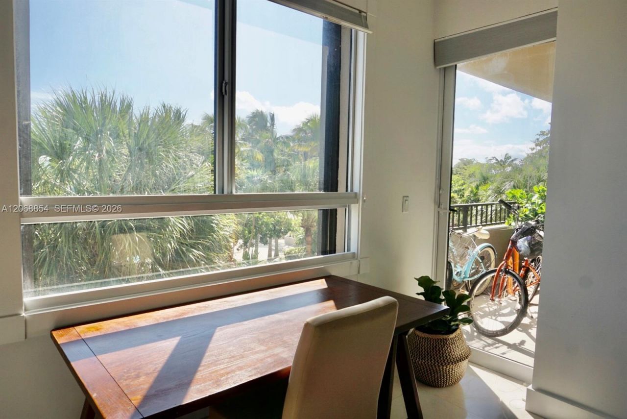 151 Crandon Blvd, Unit 341, Key Biscayne, FL 33149 Photo