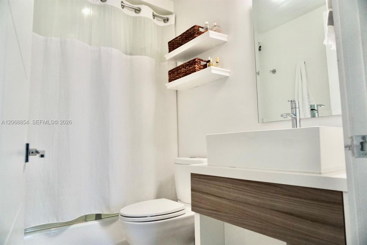 151 Crandon Blvd, Unit 341, Key Biscayne, FL 33149 Photo
