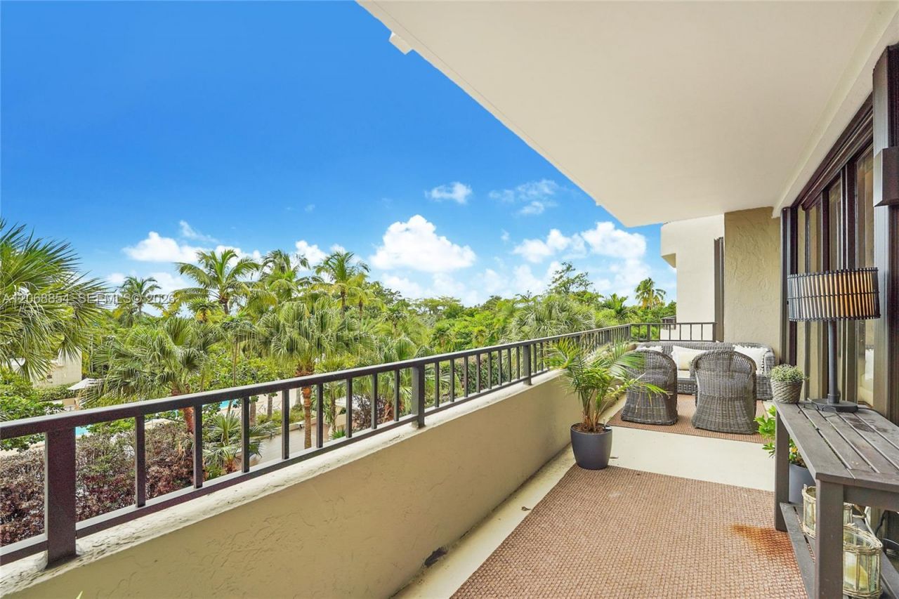 151 Crandon Blvd, Unit 341, Key Biscayne, FL 33149 Photo