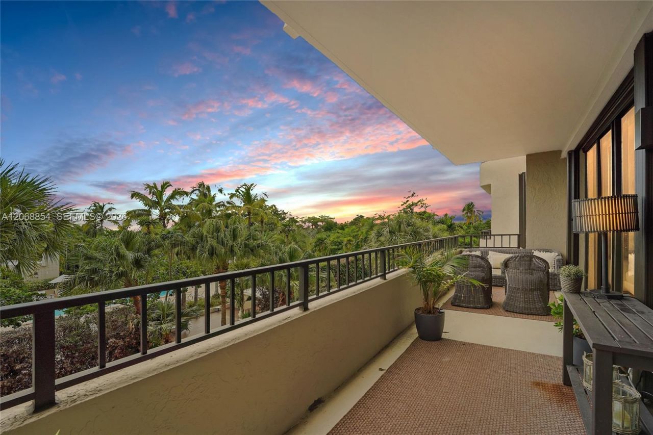 151 Crandon Blvd, Unit 341, Key Biscayne, FL 33149 Photo