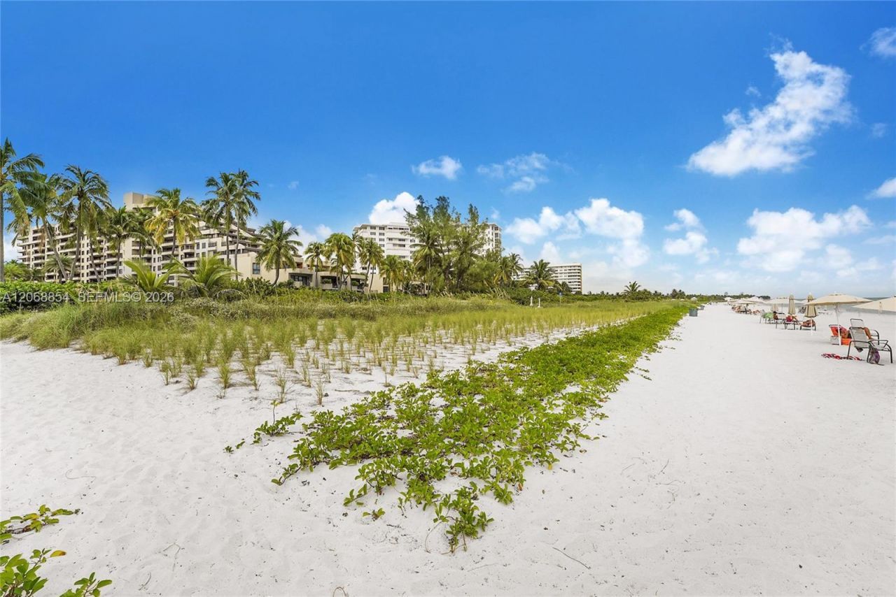 151 Crandon Blvd, Unit 341, Key Biscayne, FL 33149 Photo