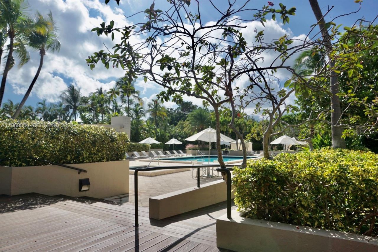 151 Crandon Blvd, Unit 341, Key Biscayne, FL 33149 Photo