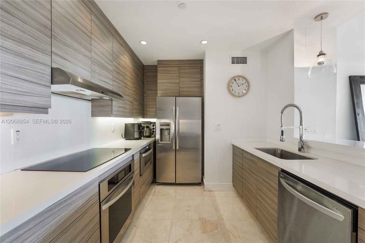 151 Crandon Blvd, Unit 341, Key Biscayne, FL 33149 Photo