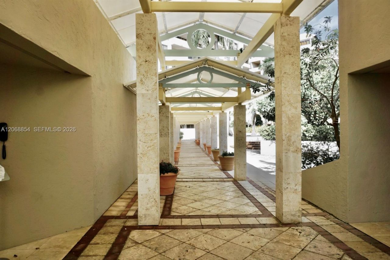 151 Crandon Blvd, Unit 341, Key Biscayne, FL 33149 Photo