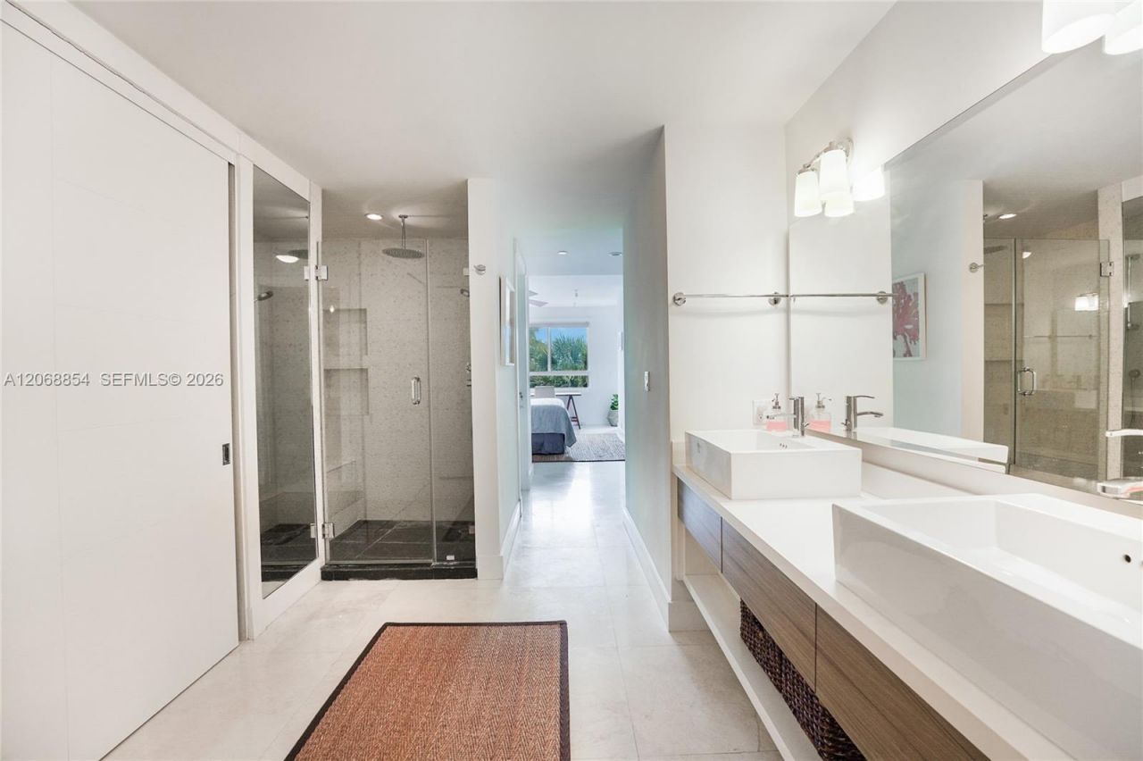 151 Crandon Blvd, Unit 341, Key Biscayne, FL 33149 Photo