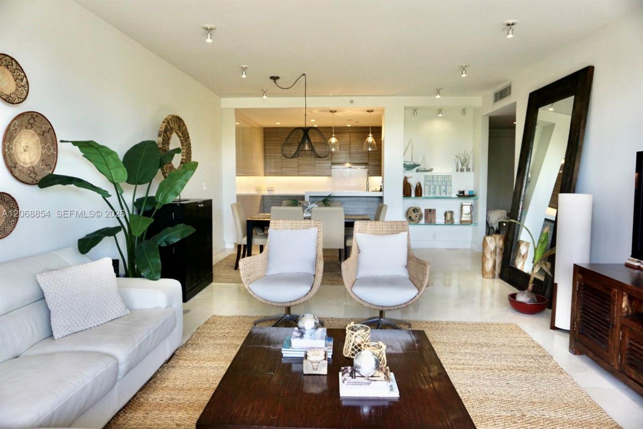 151 Crandon Blvd, Unit 341, Key Biscayne, FL 33149 Photo