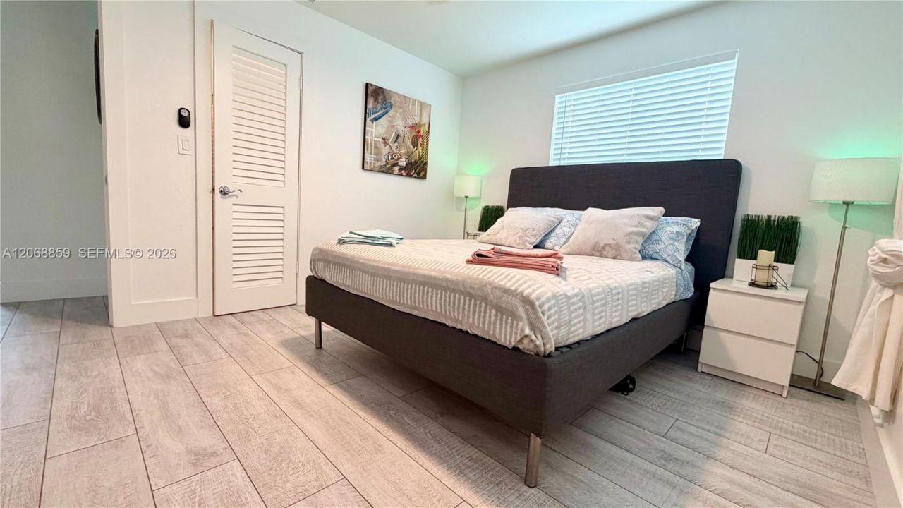 705 W Mango St, Unit C, Lantana, FL 33462 Photo
