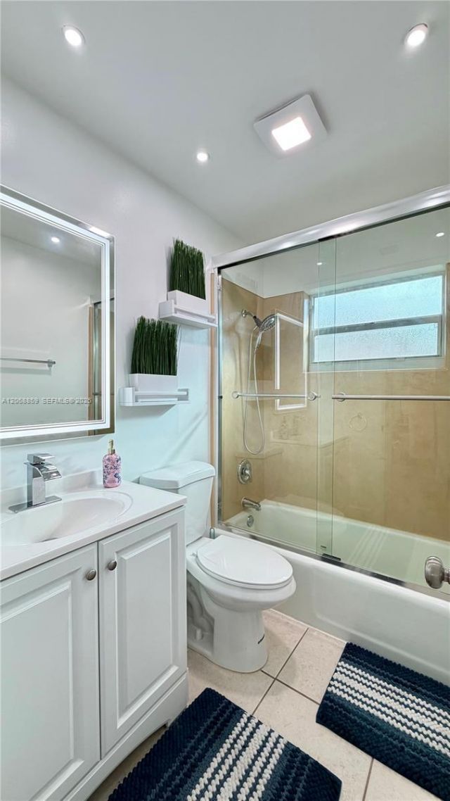 705 W Mango St, Unit C, Lantana, FL 33462 Photo
