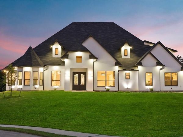 1107 Lily Court, Grand Prairie, TX 75104