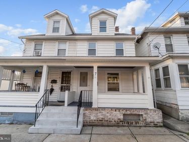 7 W ABBOTT STREET, LANSFORD, PA 18232