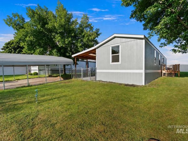 907 Round Valley St, Nampa, ID 83687