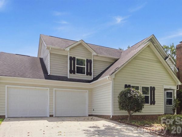 534 Mary Charlotte Drive , Charlotte, NC 28262
