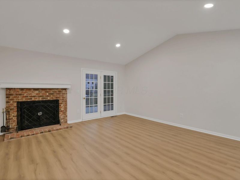 958 Timothy Drive, Columbus, OH 43230 Photo 8
