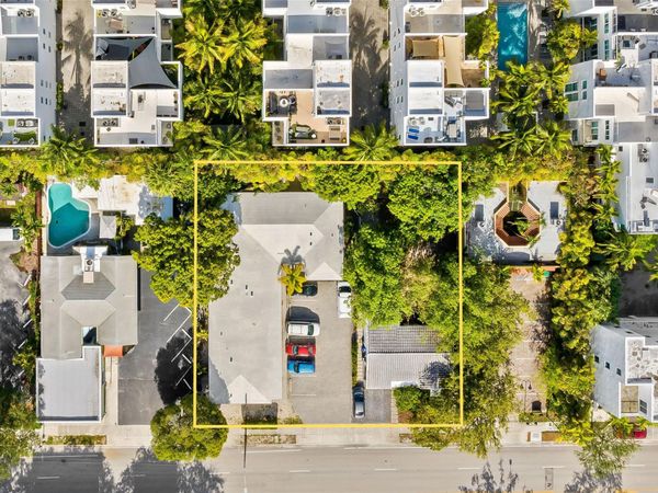 724 NE 3rd Avenue, Fort Lauderdale, FL 33394