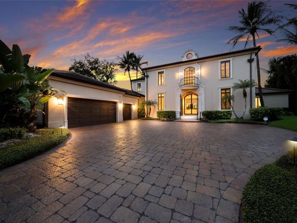 65 LIGHTHOUSE POINT DRIVE , LONGBOAT KEY, FL 34228