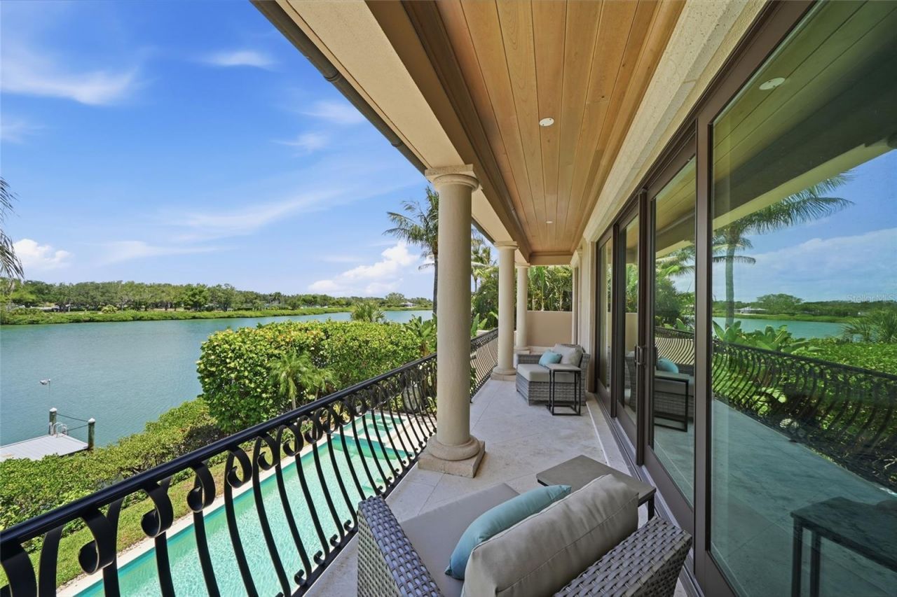 65 Lighthouse Point Drive, Longboat Key, FL 34228 Photo