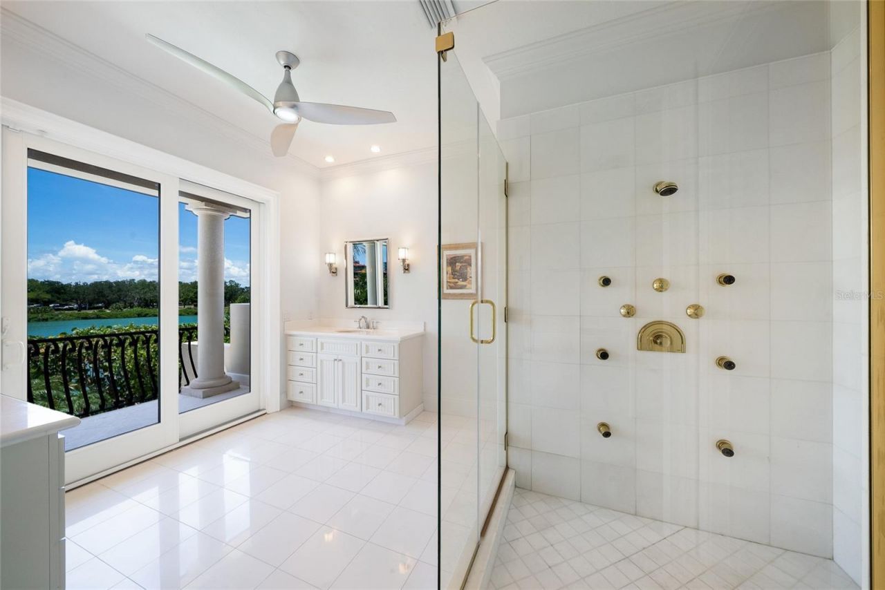 65 Lighthouse Point Drive, Longboat Key, FL 34228 Photo