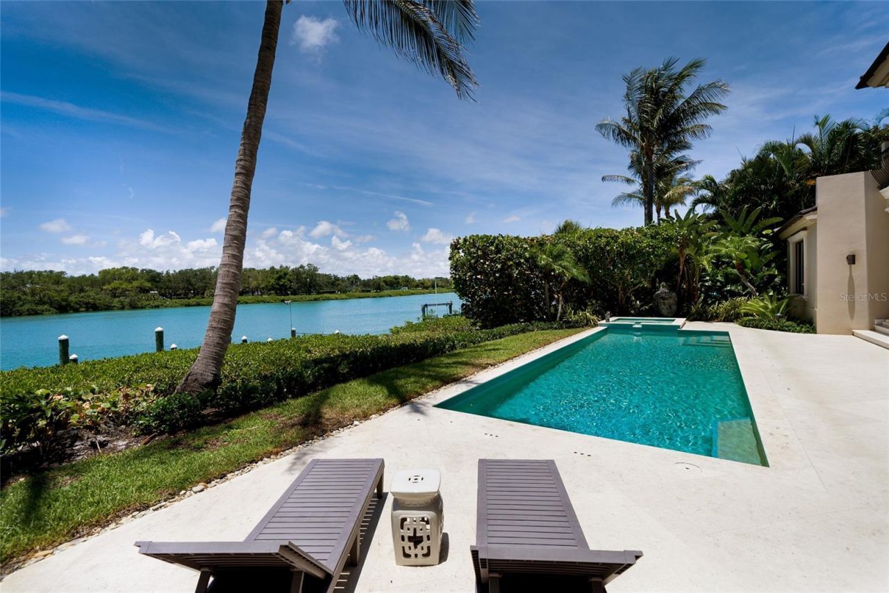 65 Lighthouse Point Drive, Longboat Key, FL 34228 Photo