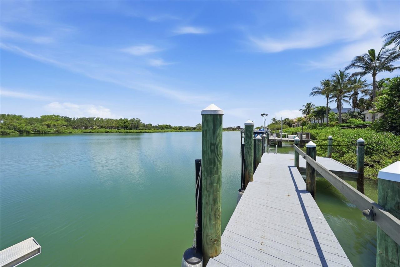 65 Lighthouse Point Drive, Longboat Key, FL 34228 Photo