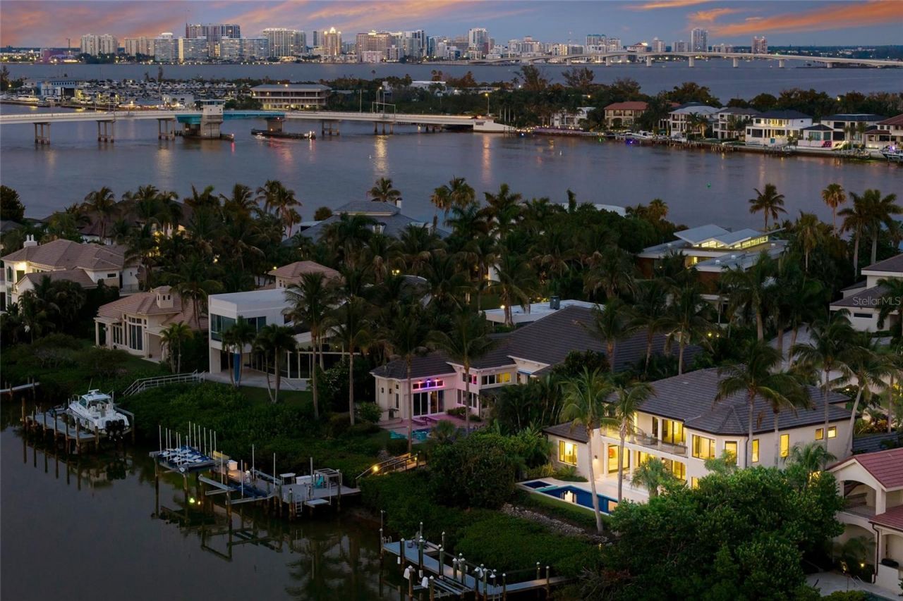 65 Lighthouse Point Drive, Longboat Key, FL 34228 Photo