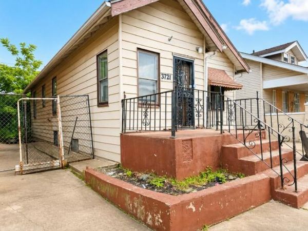 3721 Ivy Street , East Chicago, IN 46312