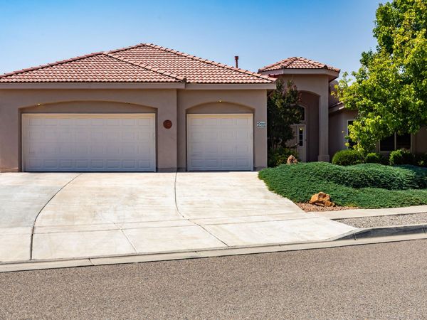 2301 Arroyo Falls Street NW, Albuquerque, NM 87120