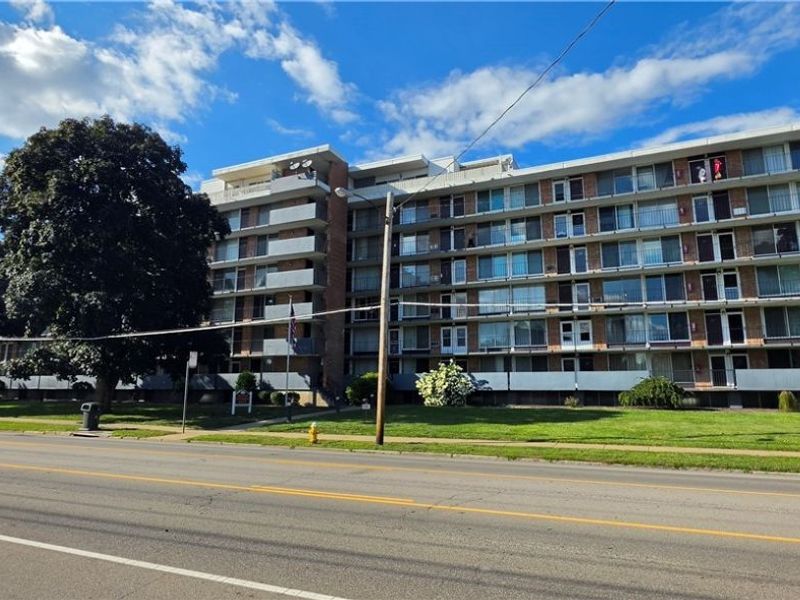 2331 E Market Street, Unit 414, Akron, OH 44312 Photo 1