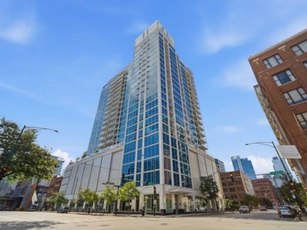 757 N Orleans Street , Unit 1012, Chicago, IL 60654