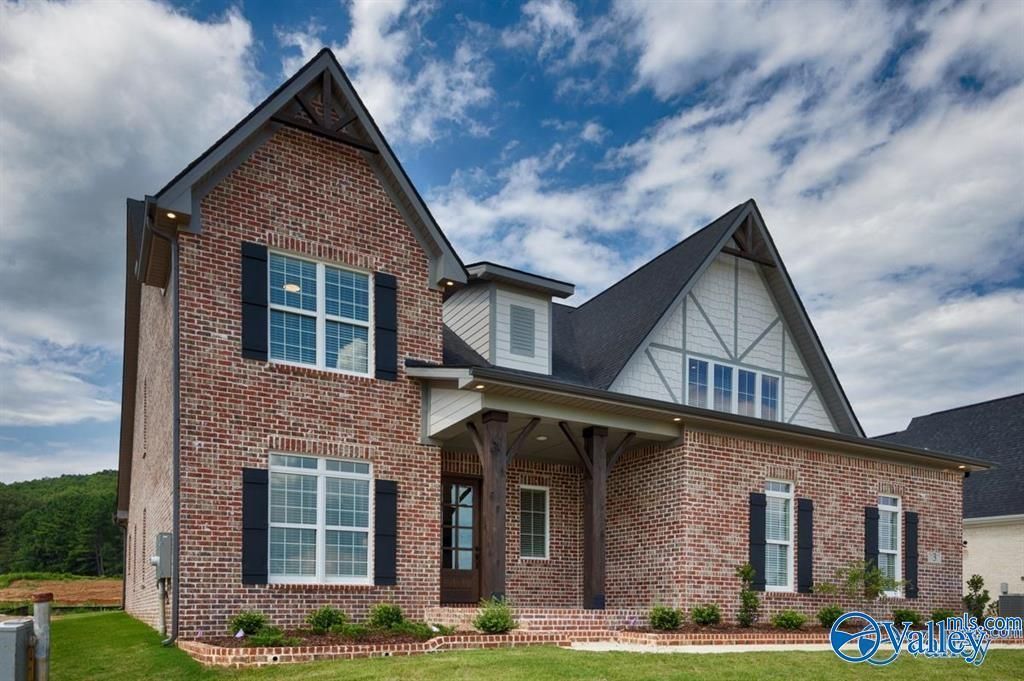 6 Devereux Place, Gurley, AL 35748 Main Photo