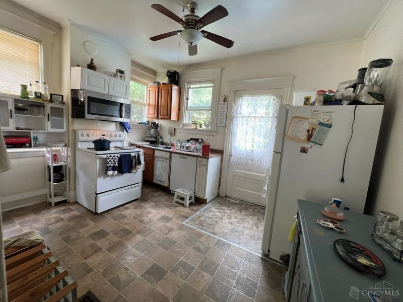 700 Hawthorne Avenue, Cincinnati, OH 45205 Photo 16