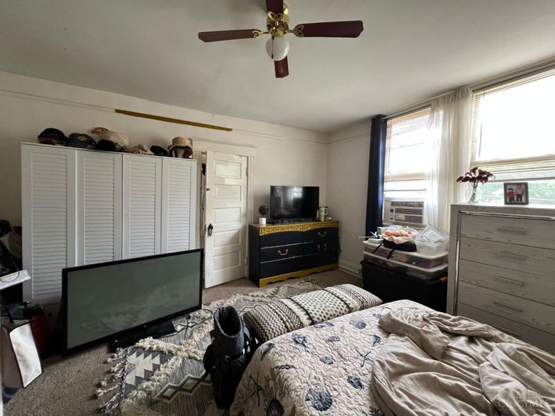 700 Hawthorne Avenue, Cincinnati, OH 45205 Photo 4