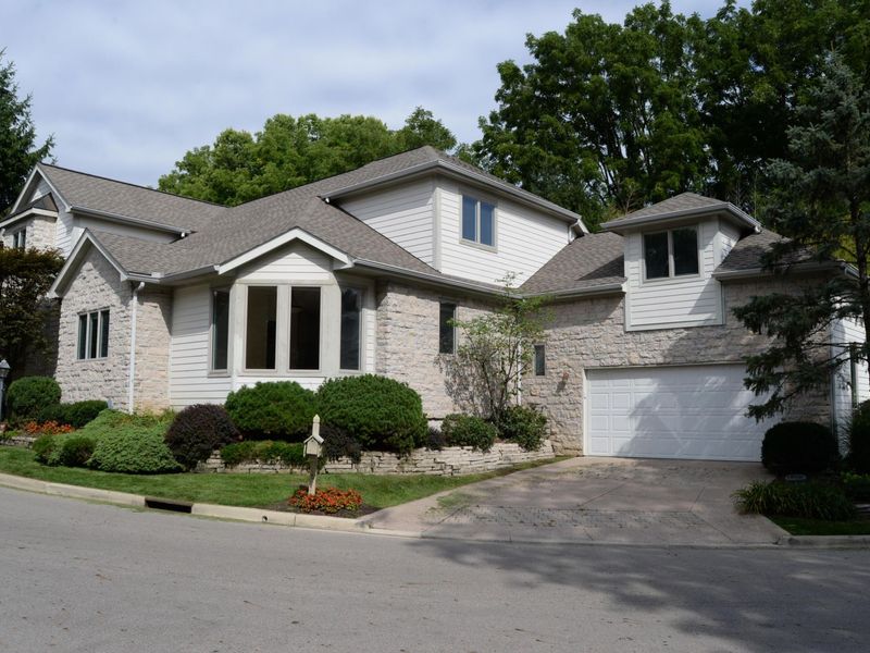 3166 Melbury Drive, Columbus, OH 43221 Photo 3