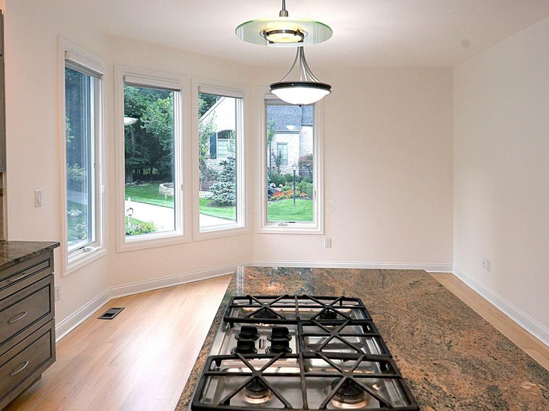 3166 Melbury Drive, Columbus, OH 43221 Photo 32