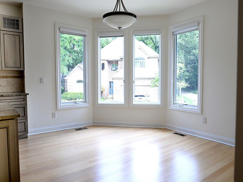 3166 Melbury Drive, Columbus, OH 43221 Photo 33