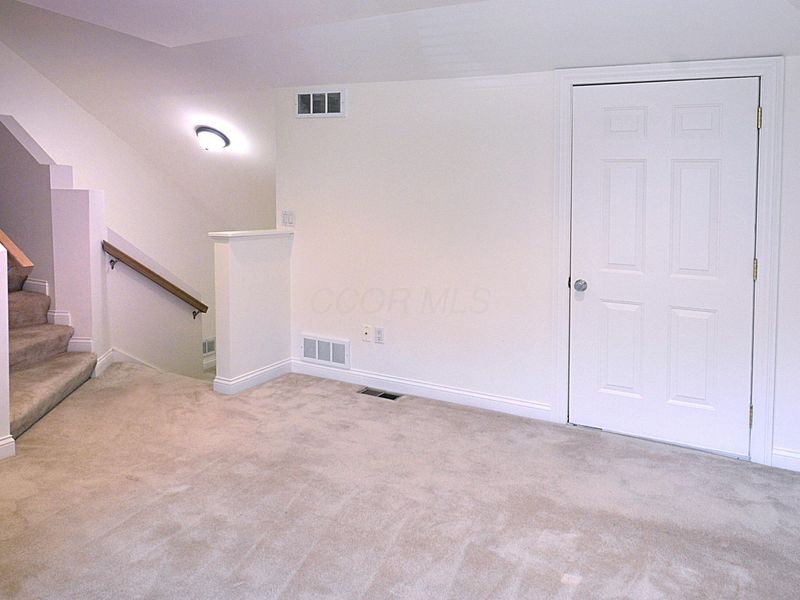 3166 Melbury Drive, Columbus, OH 43221 Photo 46