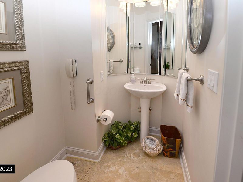 3166 Melbury Drive, Columbus, OH 43221 Photo 81