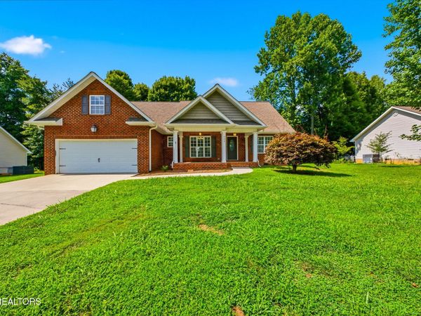 203 Shadows Lawn Drive, Athens, TN 37303