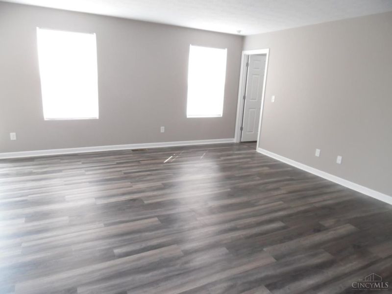 2156 Pumpkin Ridge Court, Hamilton, OH 45013 Photo 3