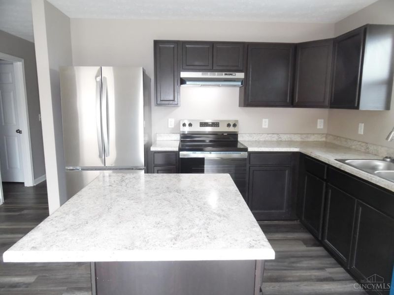 2156 Pumpkin Ridge Court, Hamilton, OH 45013 Photo 8