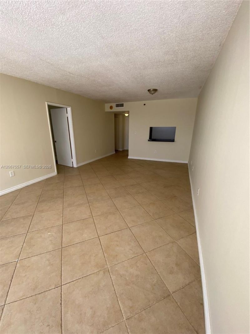 1470 NE 123rd St , Unit A1406, North Miami, FL 33161 Photo