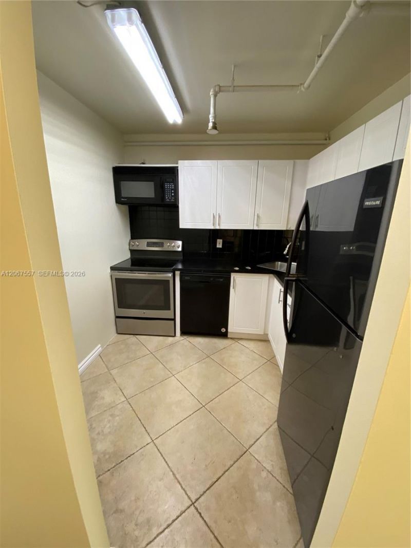 1470 NE 123rd St , Unit A1406, North Miami, FL 33161 Photo