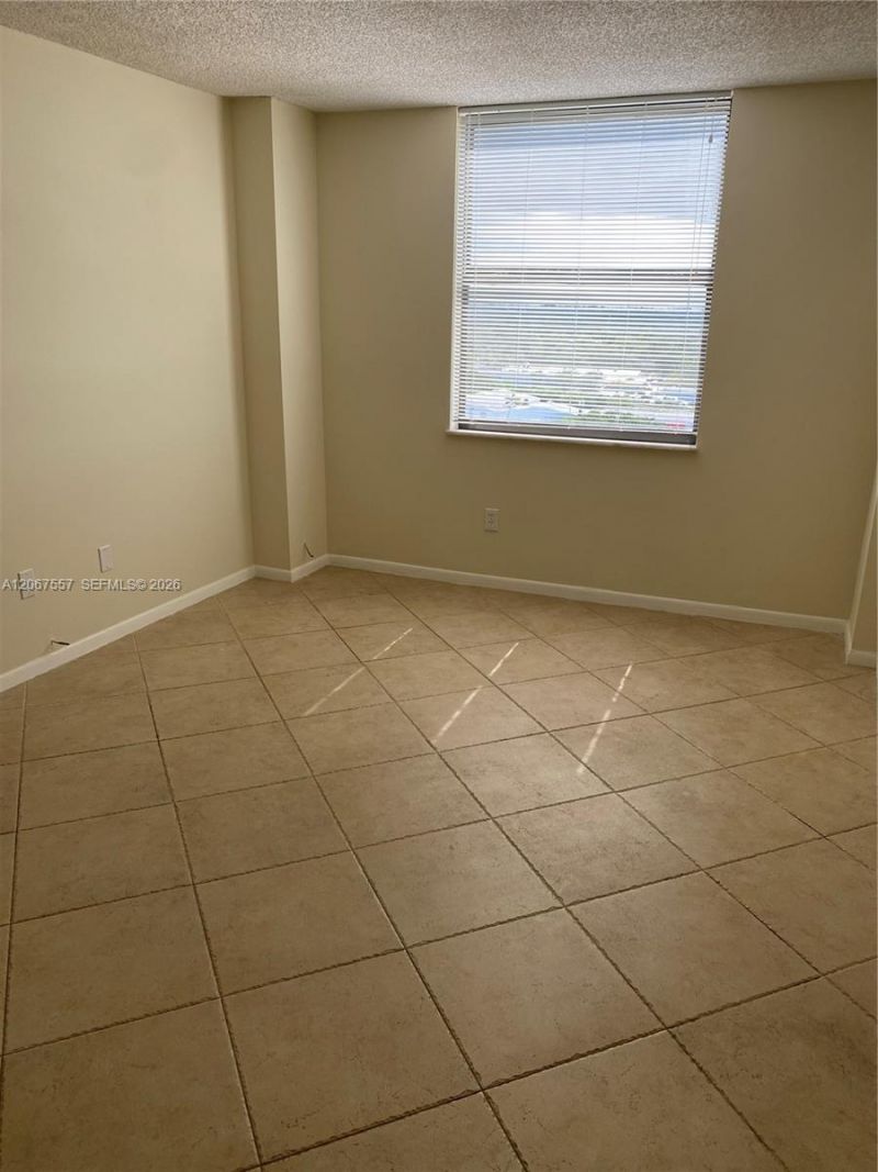 1470 NE 123rd St , Unit A1406, North Miami, FL 33161 Photo
