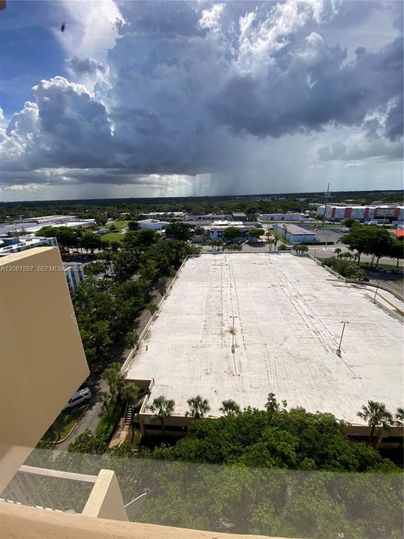 1470 NE 123rd St , Unit A1406, North Miami, FL 33161 Photo