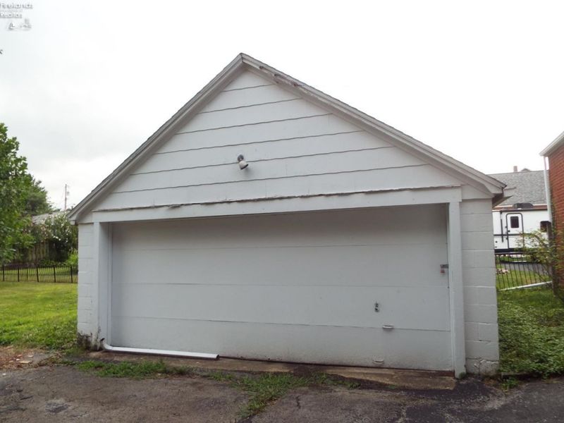 103 Fairfield Avenue, Bellevue, OH 44811 Photo 18
