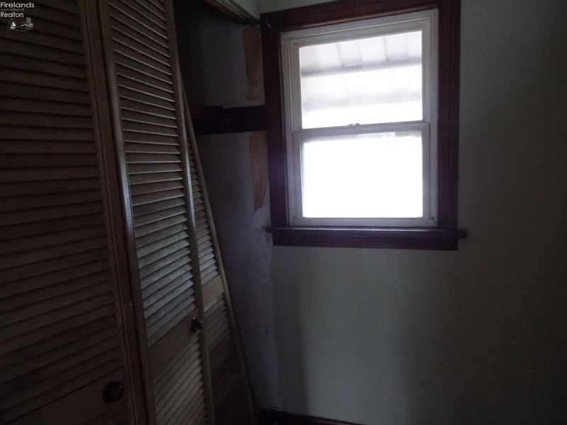 103 Fairfield Avenue, Bellevue, OH 44811 Photo 7