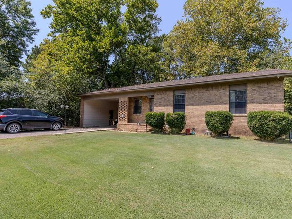 917 Ezell Street, Perryville, AR 72126
