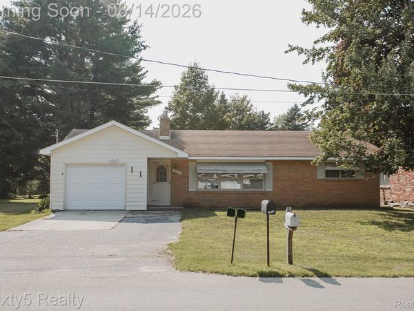 1035 Wadsworth Street, East Tawas, Mi 48730